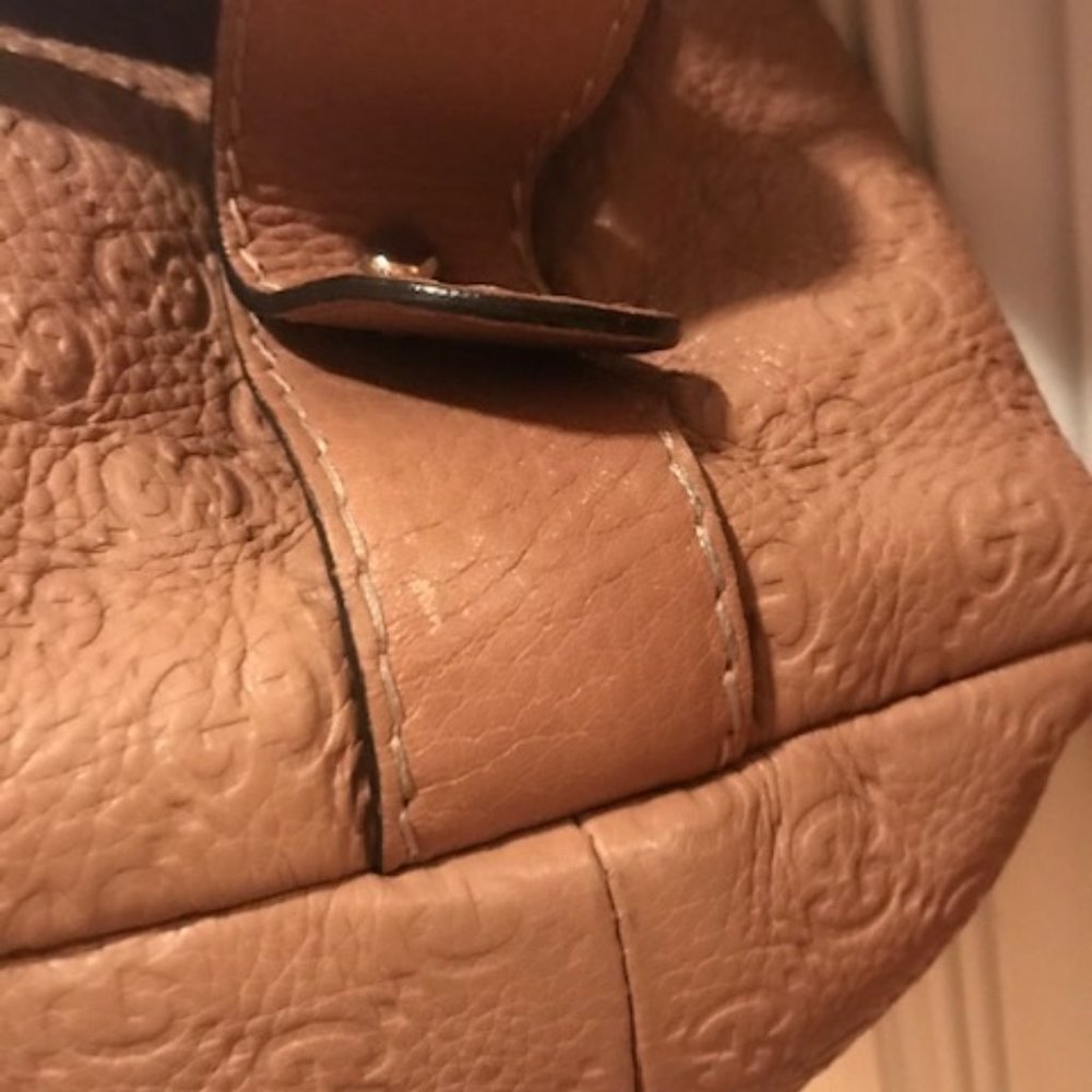 Authentic Gucci Leather Handbag - Picture 5 of 7
